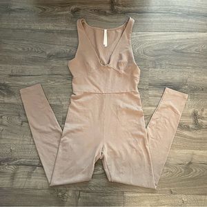 Aritzia | Babaton Jumpsuit